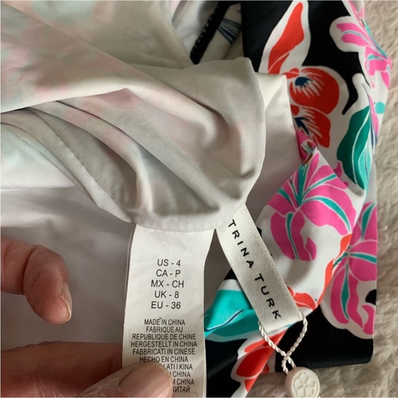 NWT Trina Turk off shoulder one piece - Picture 7 of 7